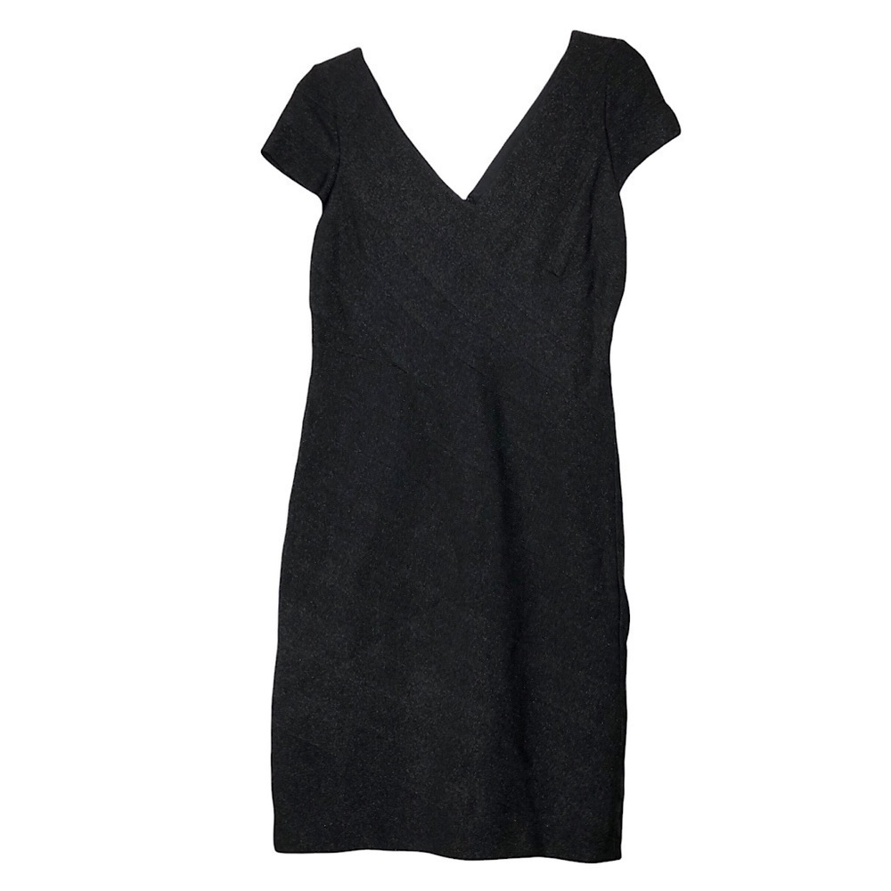 CARMEN Marc Valvo - Black Metallic V-Neck Bandage Cocktail Dress - Size Medium